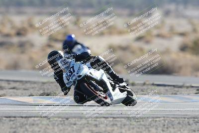 media/Dec-07-2025-CVMA (Sun) [[3e7d2de5dc]]/Race 12- Formula 40 MW and LW/